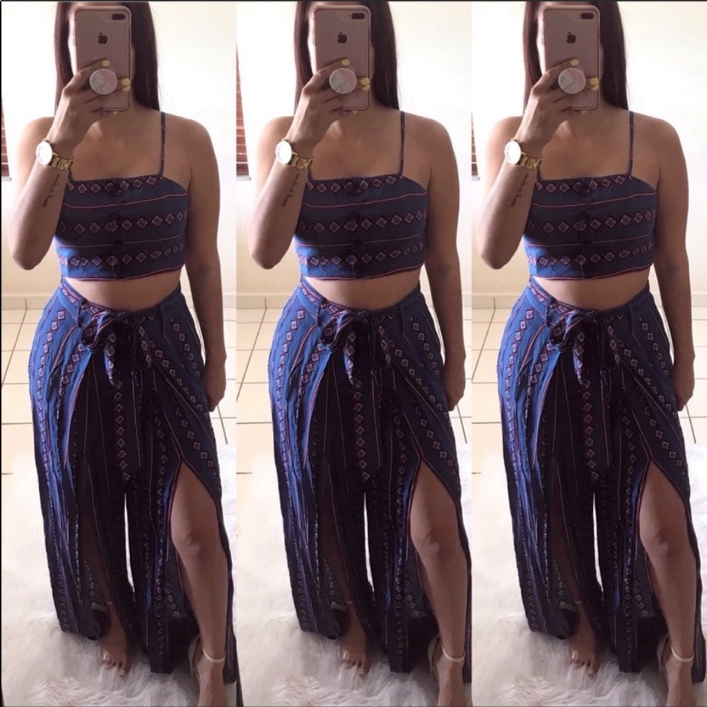 🌟 Reposh 2 piece set - Picture 2 of 4